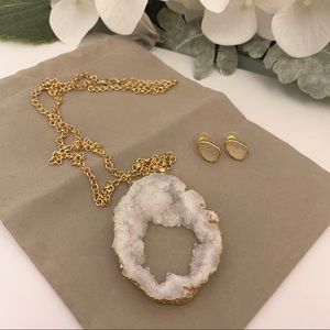 NWOT White Druzy Pendant Necklace & Earrings